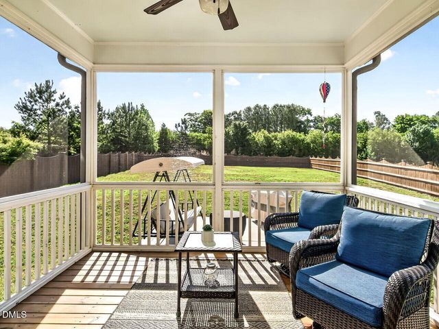 2516 Glade Mill Court, Fuquay Varina, NC 27526