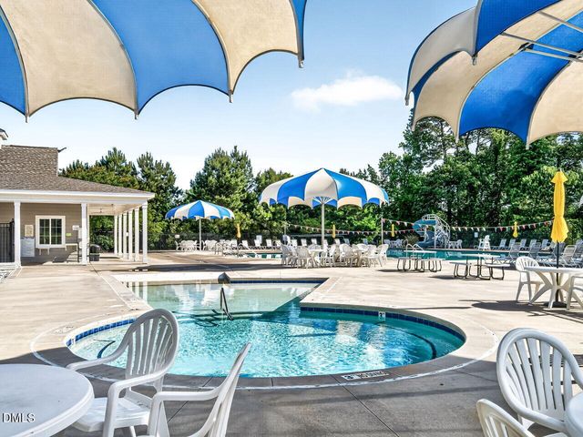 2516 Glade Mill Court, Fuquay Varina, NC 27526