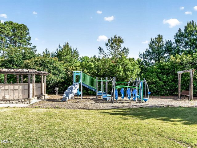 2516 Glade Mill Court, Fuquay Varina, NC 27526