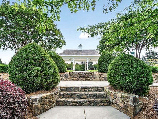 2516 Glade Mill Court, Fuquay Varina, NC 27526