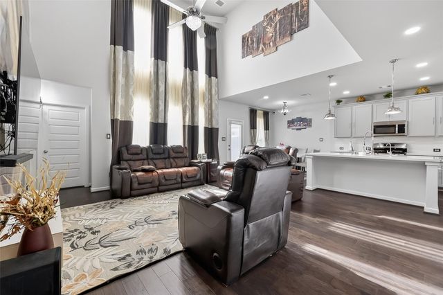 18619 Greenwood Meadow Trail, Richmond, TX 77407