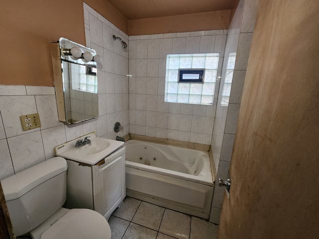 448 E 88th Street, Chicago, IL 60619
