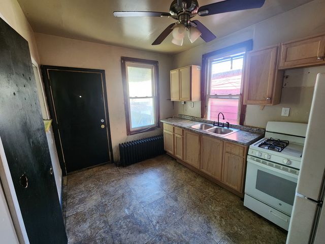 448 E 88th Street, Chicago, IL 60619
