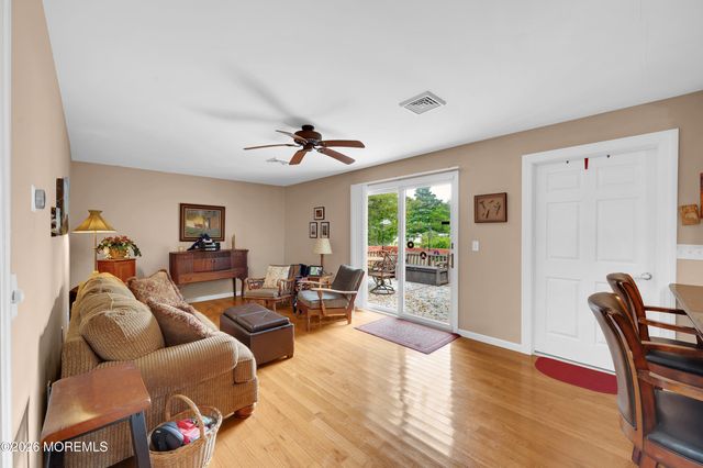 33 Atlantis Boulevard, Little Egg Harbor, NJ 08087