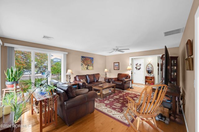 33 Atlantis Boulevard, Little Egg Harbor, NJ 08087
