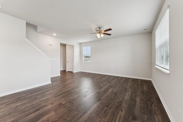 120 MEADOW RIDGE WAY, Staunton, VA 24401