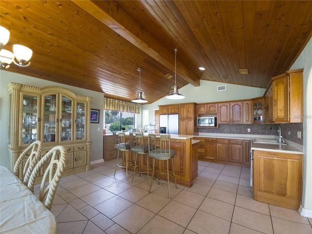 1012 S RIVERSIDE DRIVE, Edgewater, FL 32132