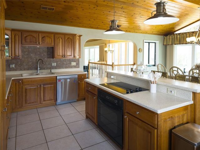 1012 S RIVERSIDE DRIVE, Edgewater, FL 32132