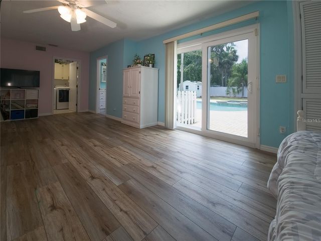 1012 S RIVERSIDE DRIVE, Edgewater, FL 32132