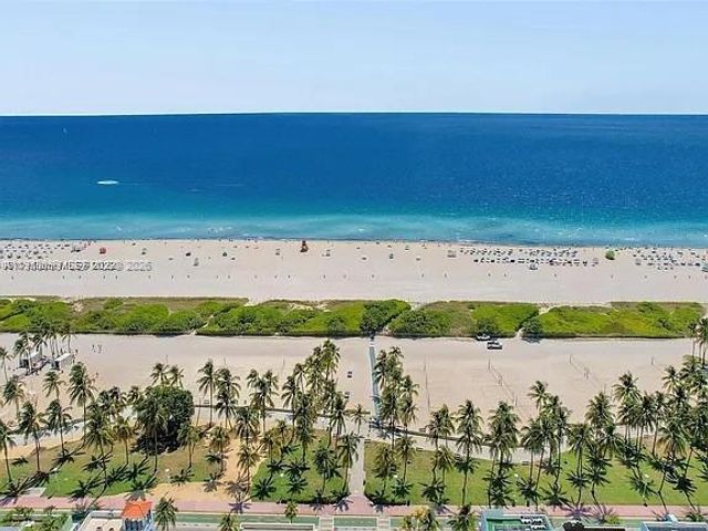 915 SE 8th St 106, Miami Beach, FL 33139