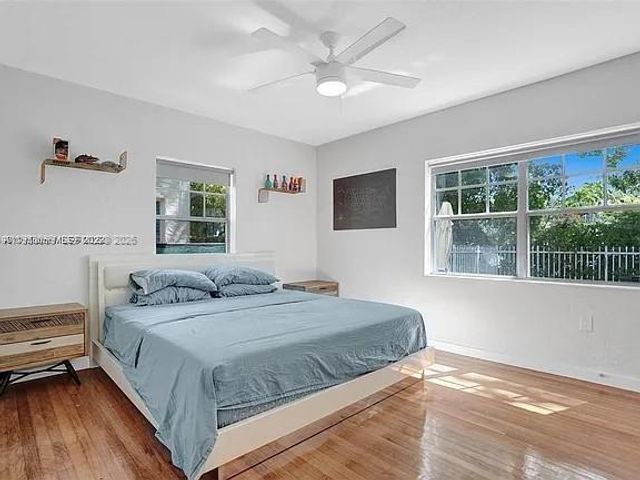 915 SE 8th St 106, Miami Beach, FL 33139