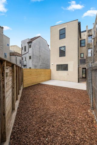 440 POPLAR ST, Philadelphia, PA 19123