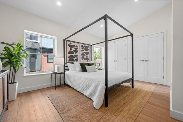 440 POPLAR ST, Philadelphia, PA 19123