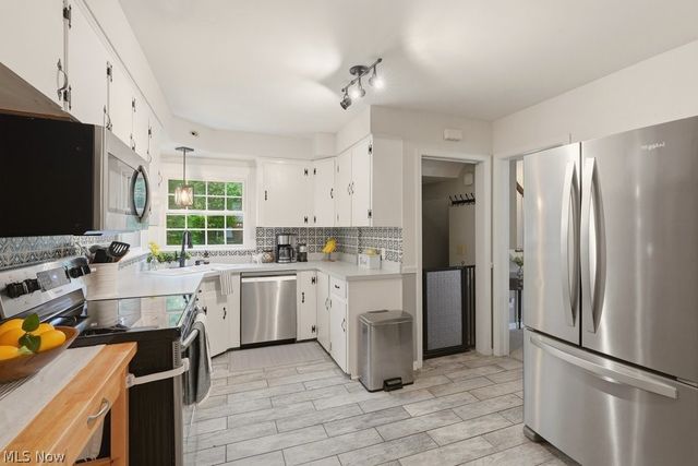 1180 Garman Road, Akron, OH 44313