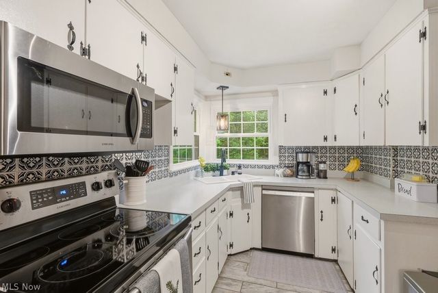 1180 Garman Road, Akron, OH 44313