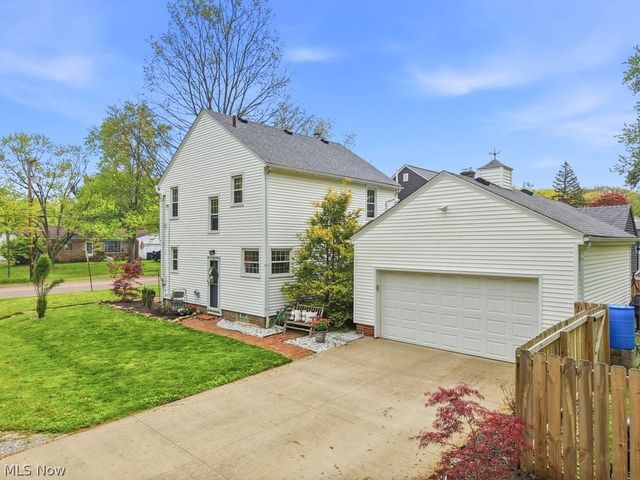 1180 Garman Road, Akron, OH 44313
