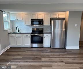 73 BYBERRY RD #2ND FLOOR, Hatboro, PA 19040