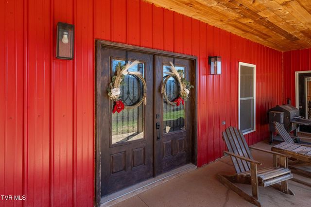 533 Robinson Hollow Lane, Mountain City, TN 37683