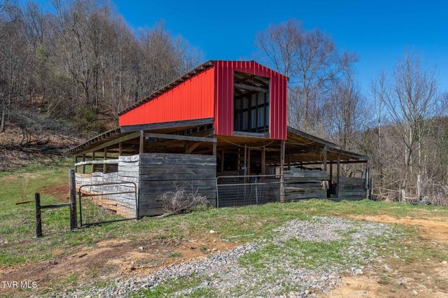 533 Robinson Hollow Lane, Mountain City, TN 37683