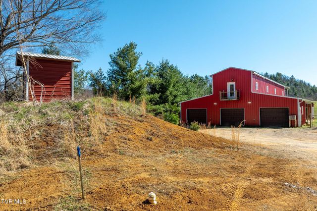 533 Robinson Hollow Lane, Mountain City, TN 37683