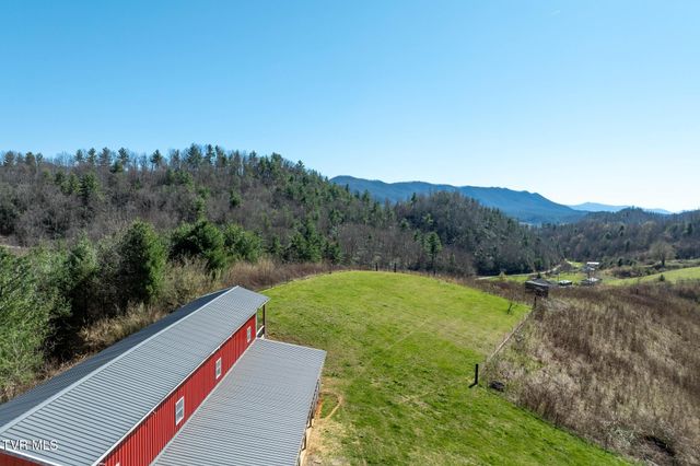 533 Robinson Hollow Lane, Mountain City, TN 37683