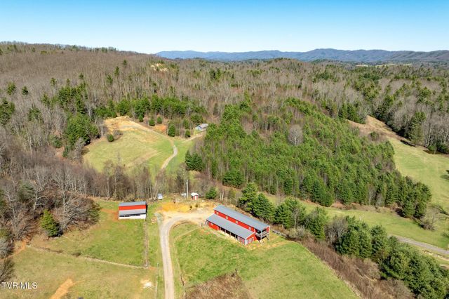 533 Robinson Hollow Lane, Mountain City, TN 37683