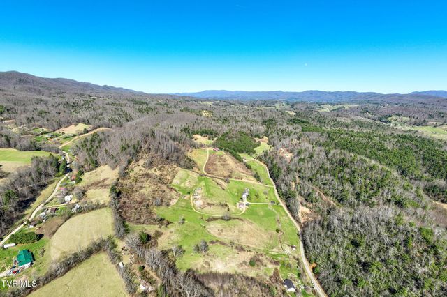 533 Robinson Hollow Lane, Mountain City, TN 37683
