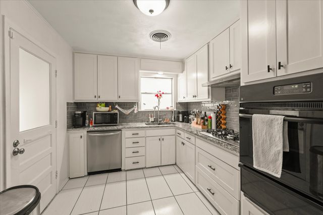 2014 Shawnee Street, Denton, TX 76209
