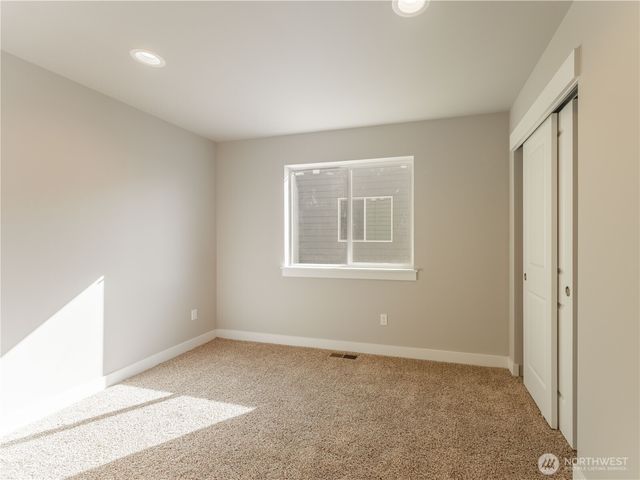 2388 2nd Street SE, East Wenatchee, WA 98802