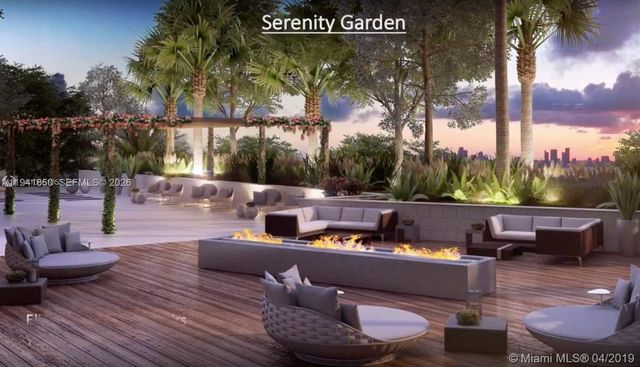 300 S Pointe Dr 909, Miami Beach, FL 33139