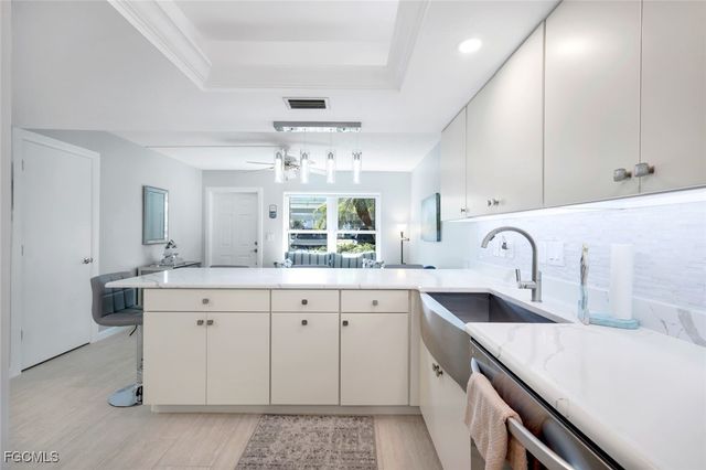 3361 N Key DR 109, North Fort Myers, FL 33903