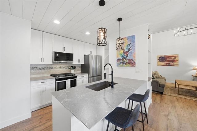 1098 Creatwood Place SE, Smyrna, GA 30080