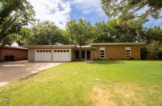 4304 WYNNWOOD DRIVE, Wichita Falls, TX 76308