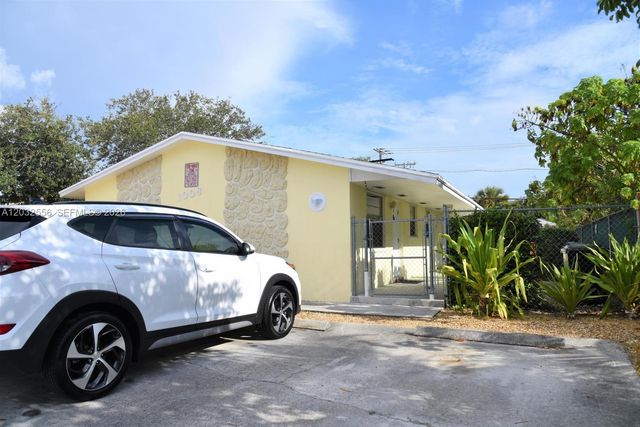 1008 N 18 AVENUE, Lake Worth, FL 33460