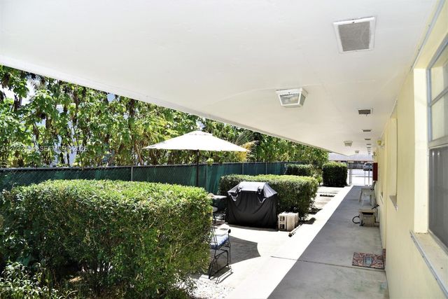 1008 N 18 AVENUE, Lake Worth, FL 33460