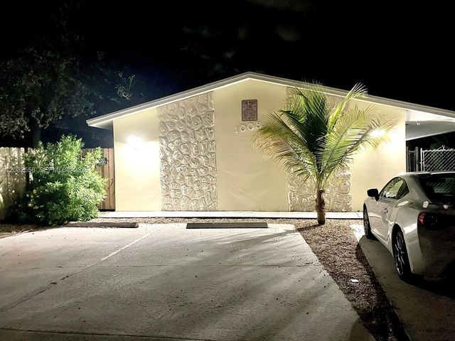 1008 N 18 AVENUE, Lake Worth, FL 33460