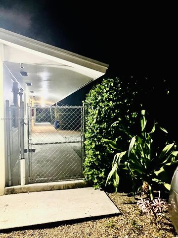 1008 N 18 AVENUE, Lake Worth, FL 33460