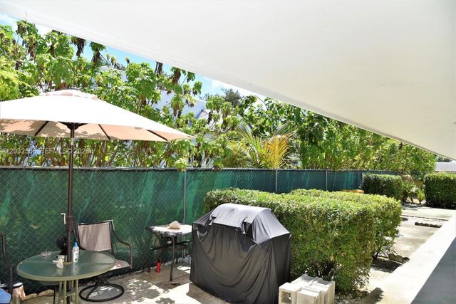 1008 N 18 AVENUE, Lake Worth, FL 33460