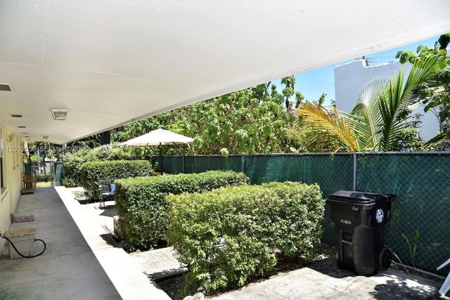 1008 N 18 AVENUE, Lake Worth, FL 33460