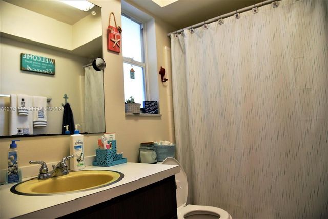 1008 N 18 AVENUE, Lake Worth, FL 33460