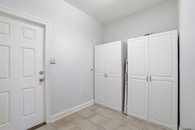 28025 Foxfire Ave, Walker, LA 70785