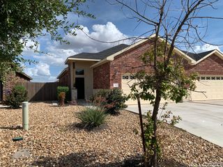 342 Creekside Curve, New Braunfels, TX 78130