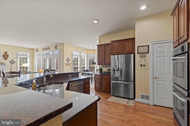 25057 GAZELLE CT, Chantilly, VA 20152