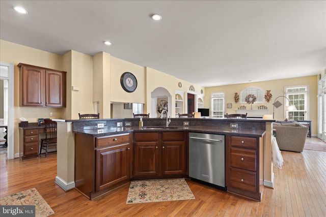 25057 GAZELLE CT, Chantilly, VA 20152