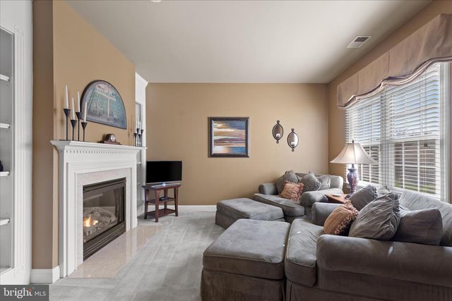 25057 GAZELLE CT, Chantilly, VA 20152