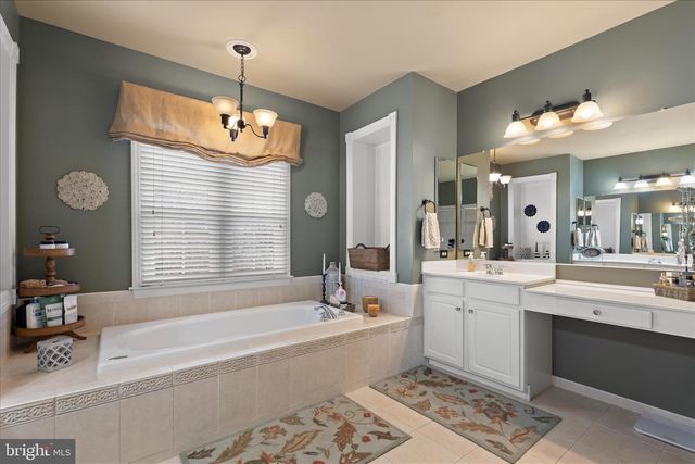 25057 GAZELLE CT, Chantilly, VA 20152