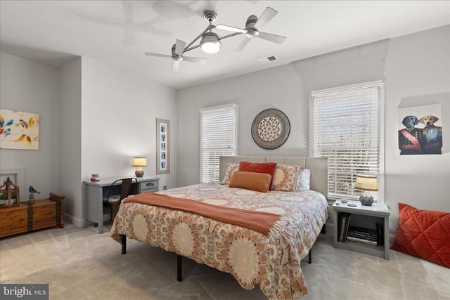 25057 GAZELLE CT, Chantilly, VA 20152