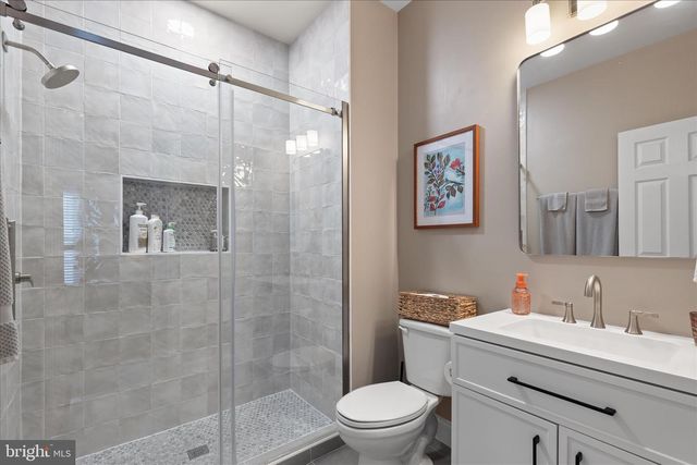 25057 GAZELLE CT, Chantilly, VA 20152