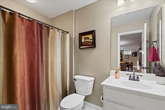 25057 GAZELLE CT, Chantilly, VA 20152