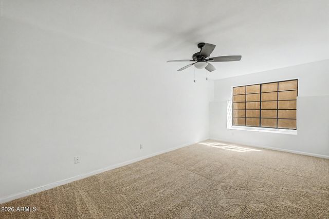 1025 E HIGHLAND Avenue 32, Phoenix, AZ 85014